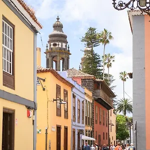 Marhaba La Laguna, En Centro Historico De La Laguna (Tenerife)